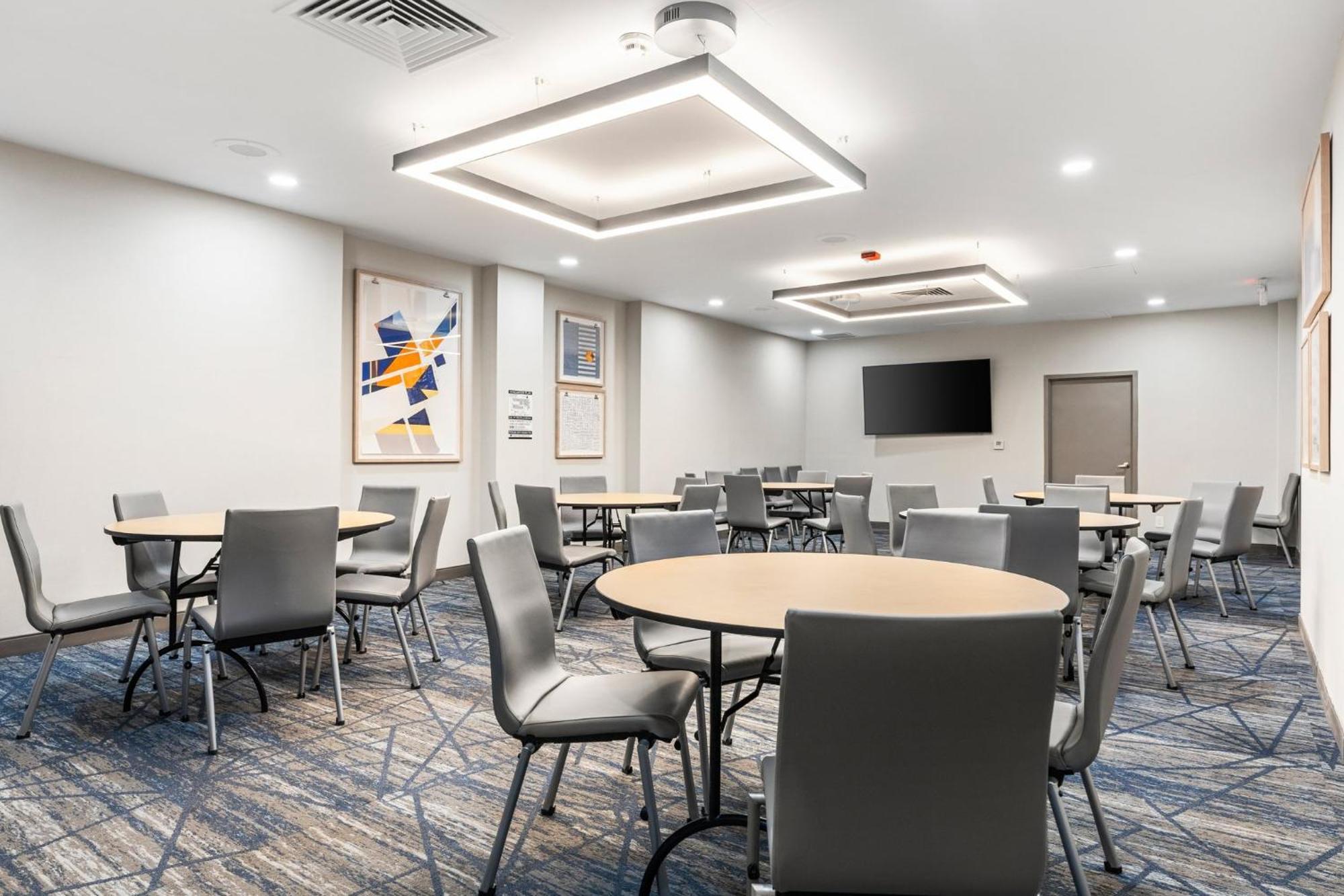 Hotel Express Nuys By Ihg Los Angeles