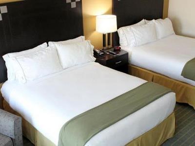 Express Nuys By Ihg 2*