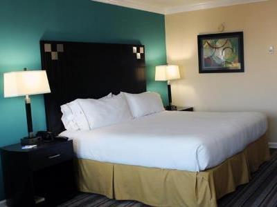 Express Nuys By Ihg Hotel Los Angeles