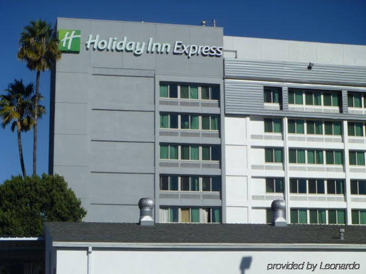 Hotel Express Nuys By Ihg Los Angeles