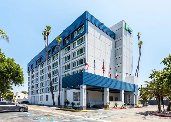 Holiday Inn Express Van Nuys By Ihg