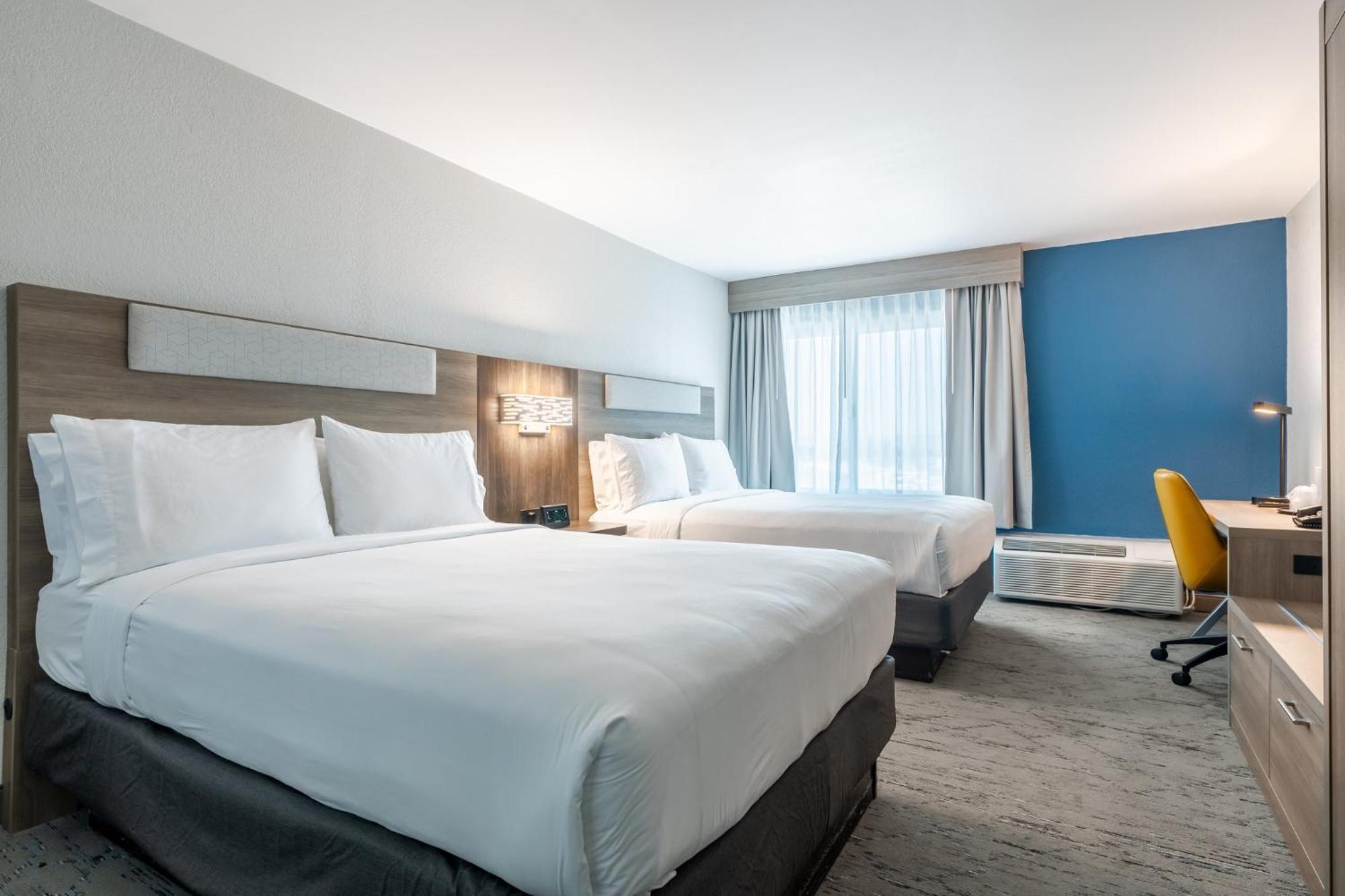Express Nuys By Ihg Hotel