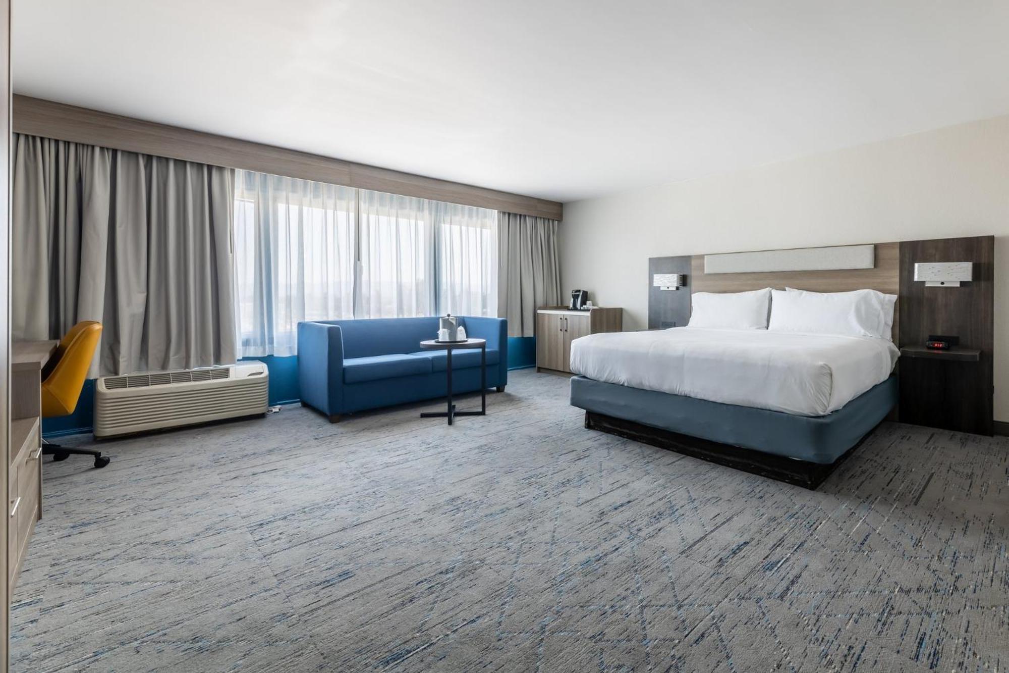 Hotel Express Nuys By Ihg 2*